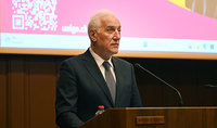 Le président de la République Vahagn Khatchatourian a visité le centre des recherches arménologiques de l'Université de Genève