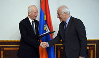 President Vahagn Khachaturyan received Stéphane Dion, Special Envoy of Prime Minister of Canada