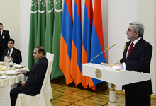 President Serzh Sargsyan invited an official reception in honor of the President of Turkmenistan